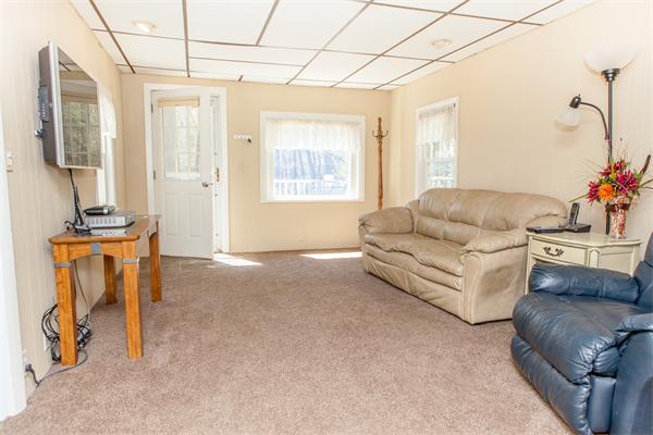 9 Easy Street Northborough, MA 01532 - Photo 2 of 22