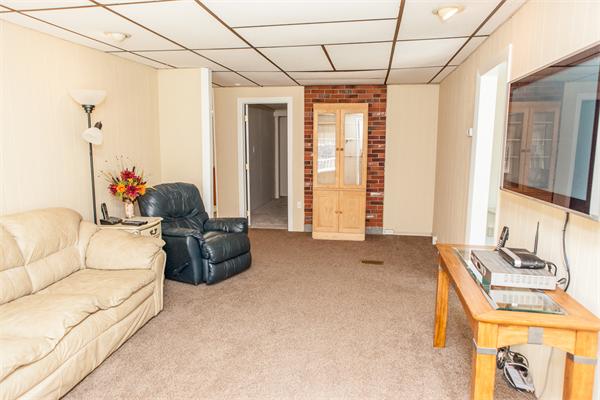 9 Easy Street Northborough, MA 01532 - Photo 3 of 22