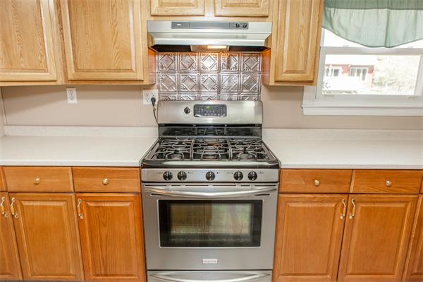 9 Easy Street Northborough, MA 01532 - Photo 6 of 22
