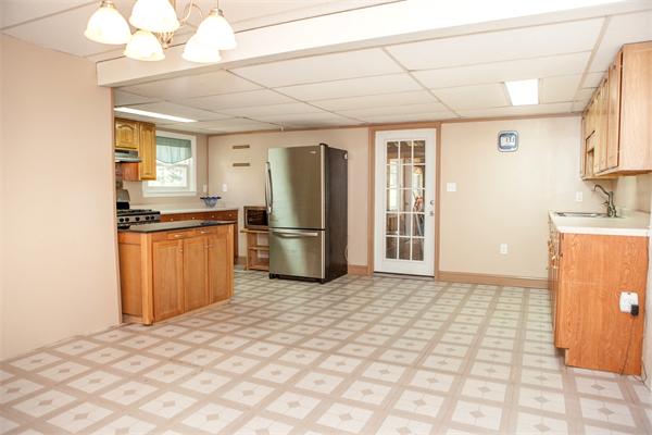 9 Easy Street Northborough, MA 01532 - Photo 8 of 22