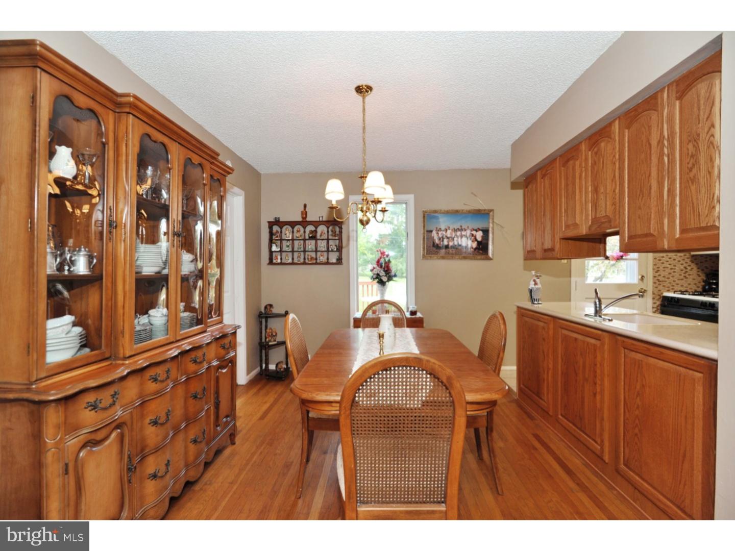 904 Independence Road Norristown, PA 19403 - Photo 11 of 25 Dining Room