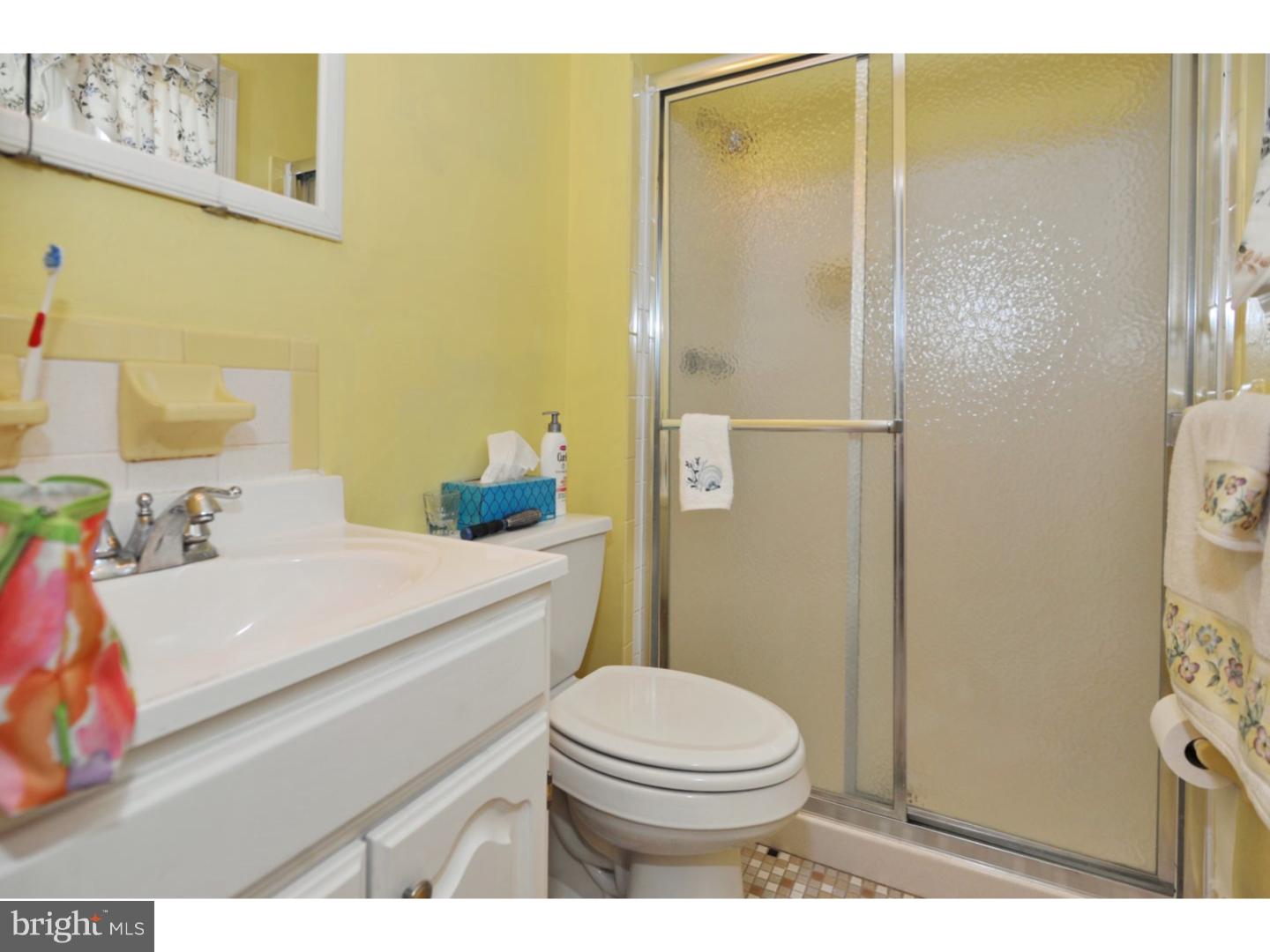 904 Independence Road Norristown, PA 19403 - Photo 17 of 25 Master Bathroom