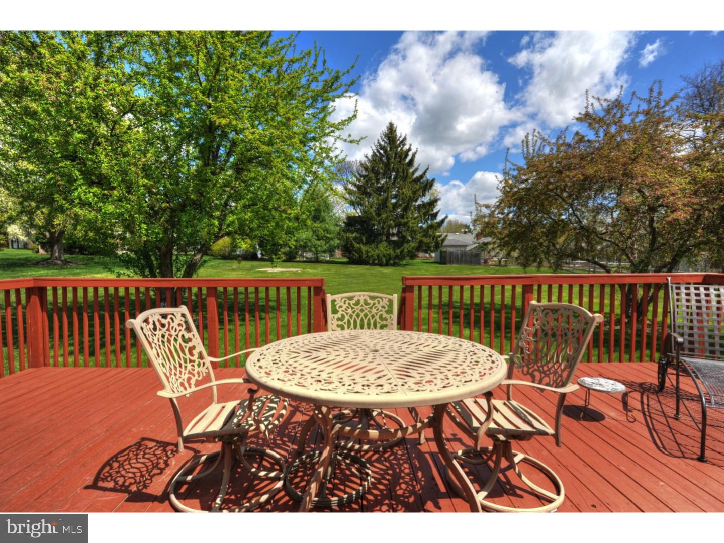 904 Independence Road Norristown, PA 19403 - Photo 23 of 25 Deck