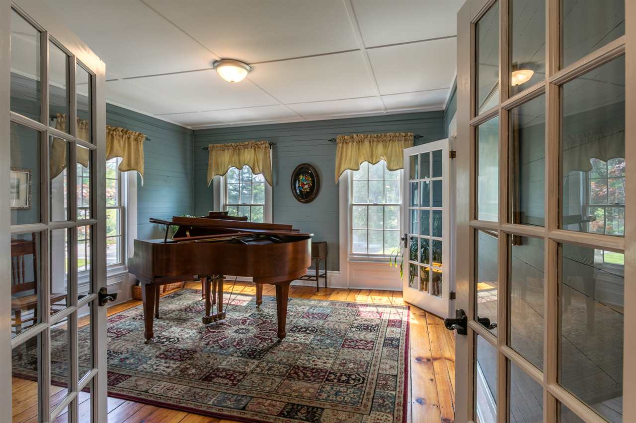 151 Oak Hill Road Concord, NH 03301 - Photo 12 of 37