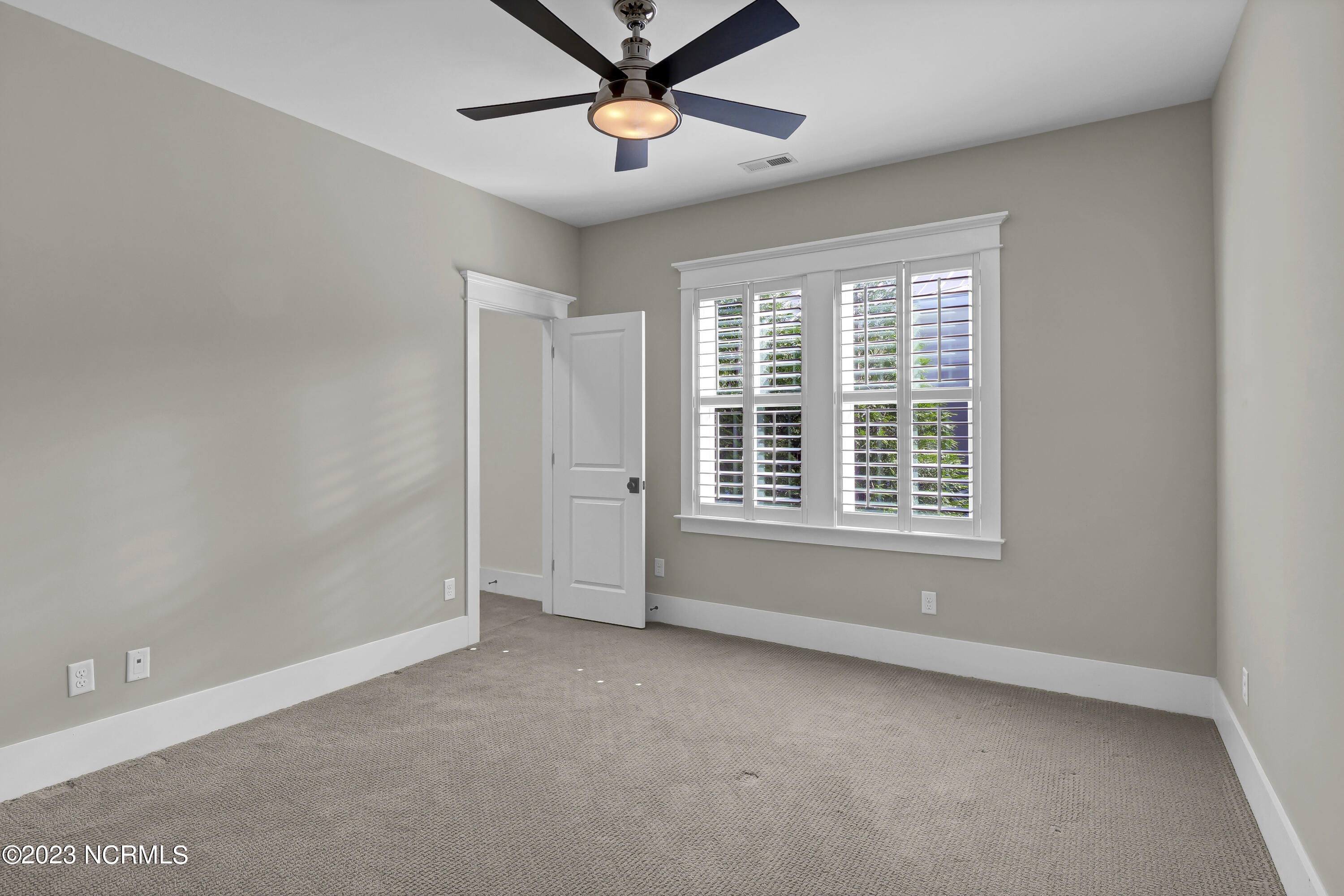 5421 Orton Point Road Wilmington, NC 28403 - Photo 45 of 92 2nd level bedroom 1
