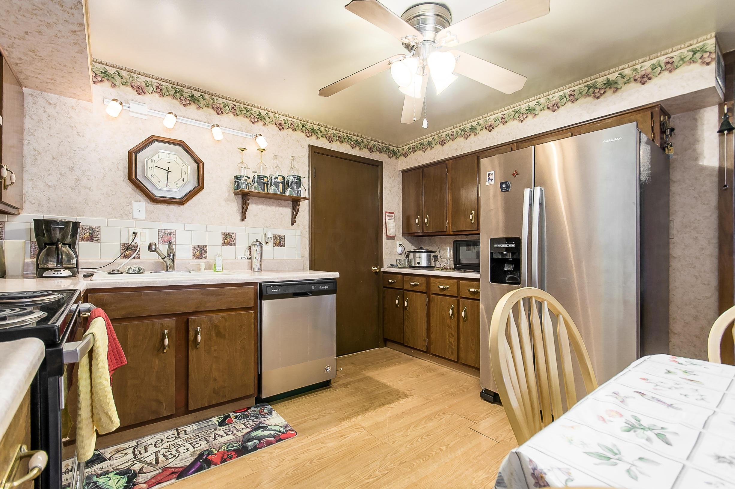 4727 Heaton Road Columbus, OH 43229 - Photo 5 of 19 Gallery Image 5