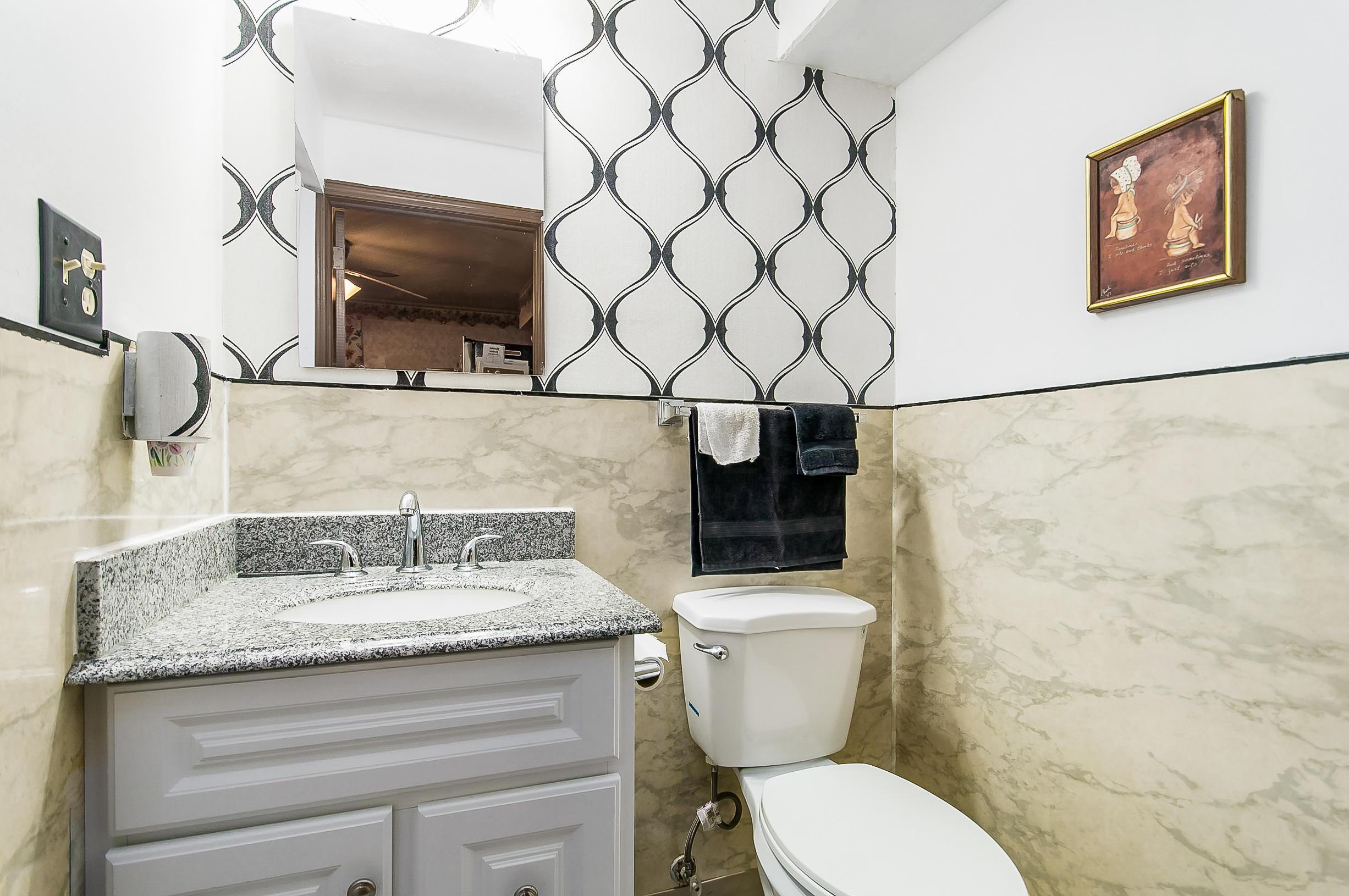 4727 Heaton Road Columbus, OH 43229 - Photo 8 of 19 Gallery Image 8