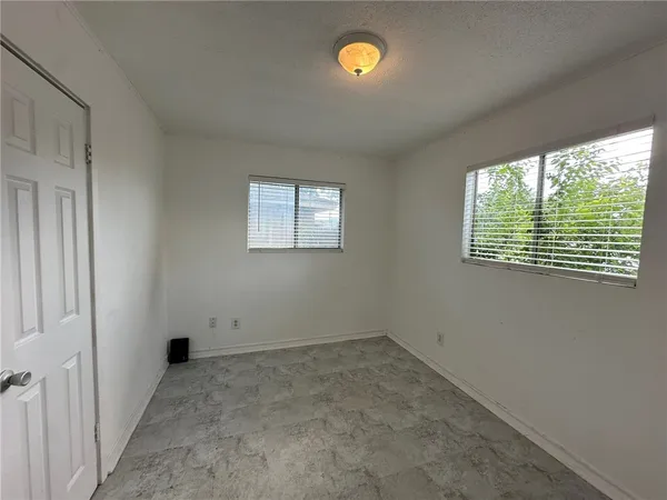 $1,550 | 115 Lee Avenue, Gregory, TX 78374