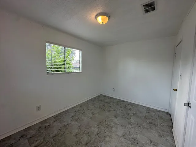 $1,550 | 115 Lee Avenue, Gregory, TX 78374