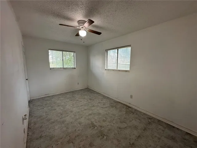 $1,550 | 115 Lee Avenue, Gregory, TX 78374