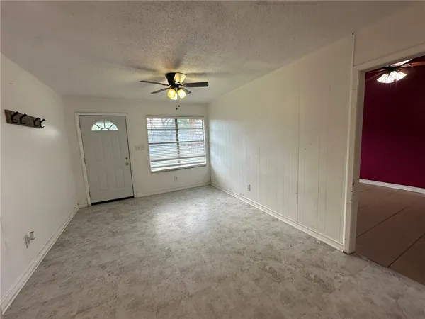 $1,550 | 115 Lee Avenue, Gregory, TX 78374