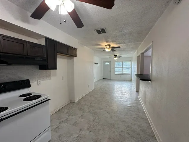 $1,550 | 115 Lee Avenue, Gregory, TX 78374