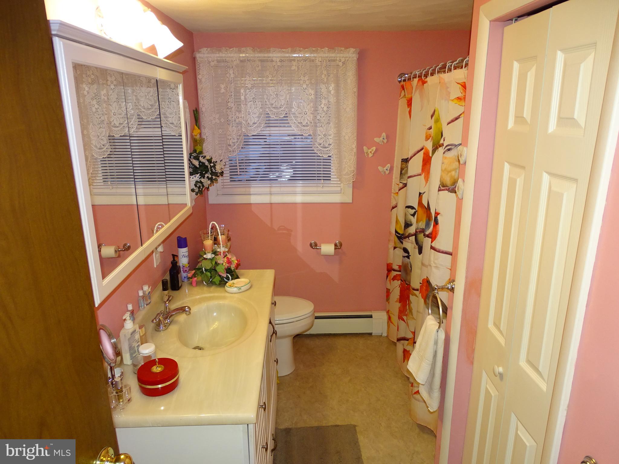 2340 Sycamore Road York, PA 17408 - Photo 14 of 31
