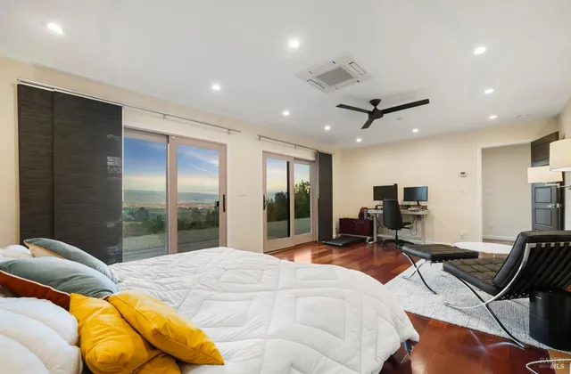 $2,250,000 | 4127 Dry Creek Road, Napa, CA 94558