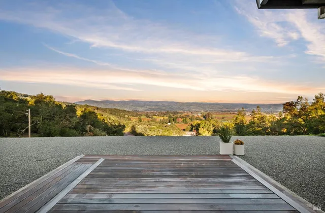 $2,250,000 | 4127 Dry Creek Road, Napa, CA 94558