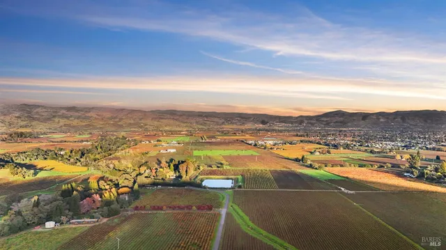 $2,250,000 | 4127 Dry Creek Road, Napa, CA 94558