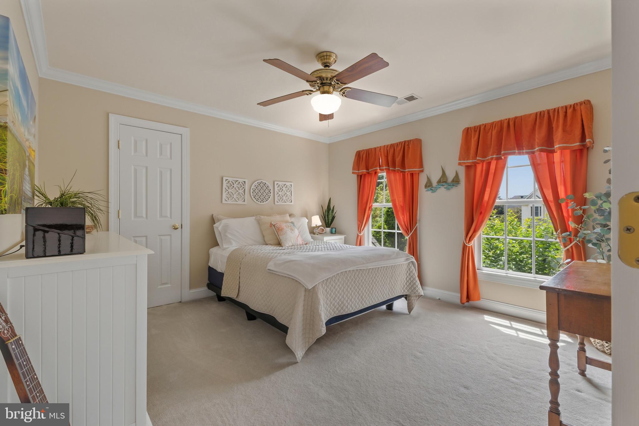 15006 Ransom Oaks Court Gainesville, VA 20155 - Photo 18 of 57 Bright and inviting bedroom retreat.