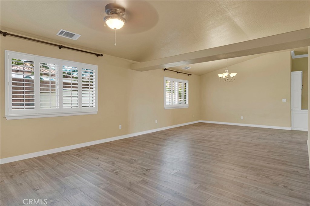 16653 Iwa Road Apple Valley, CA 92307 - Photo 11 of 60 Gallery Image 11