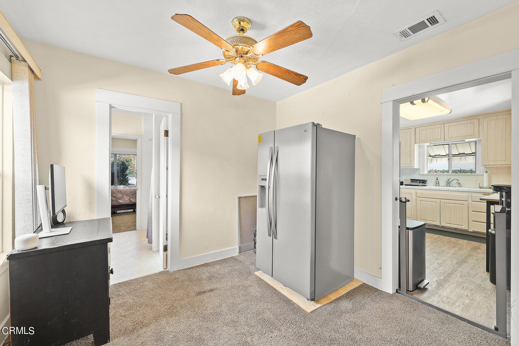 1159 Western Avenue Glendale, CA 91201 - Photo 15 of 52 an empty room with windows and entrance