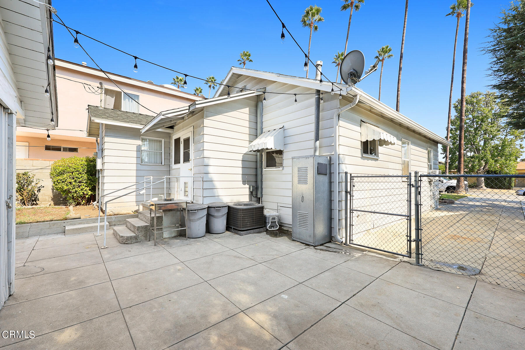 1159 Western Avenue Glendale, CA 91201 - Photo 31 of 52 a view of a terrace with glass top door