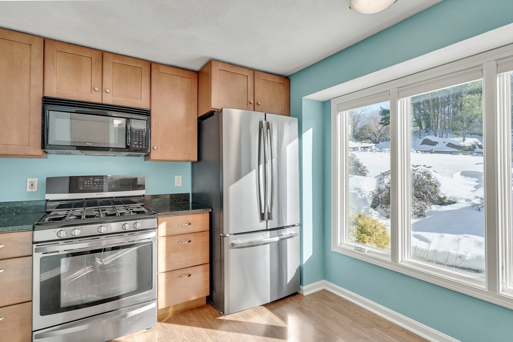 23 Deer Path, Unit 5 Maynard, MA 01754 - Photo 5 of 21