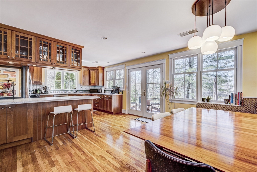 216 Country Way Needham, MA 02492 - Photo 13 of 42