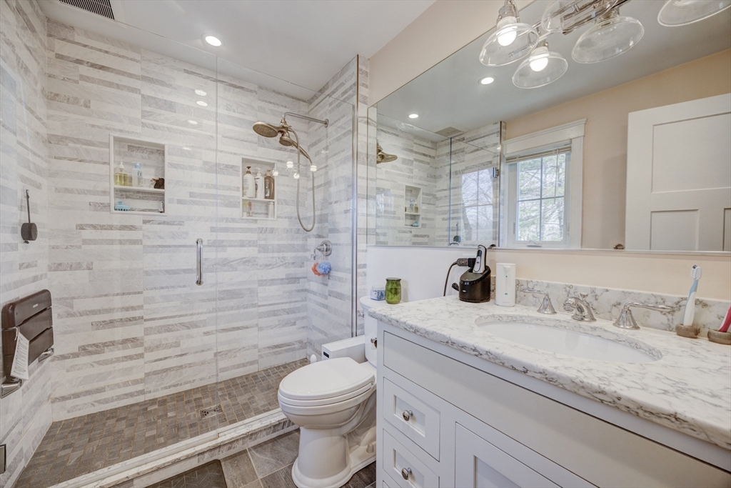 216 Country Way Needham, MA 02492 - Photo 23 of 42