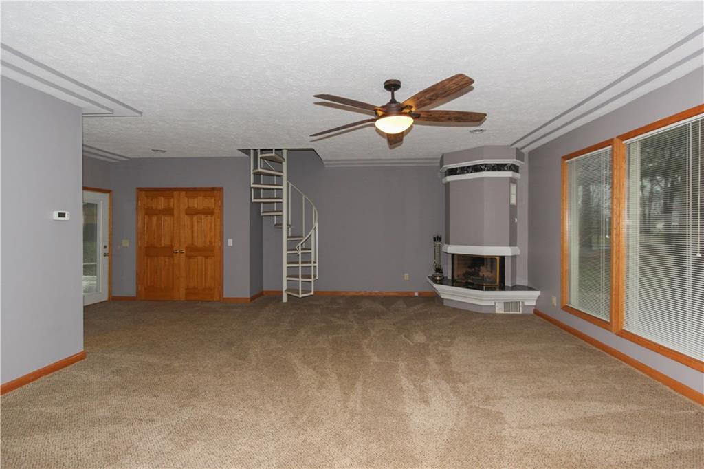 2698 Country Club Road Indianapolis, IN 46234 - Photo 11 of 27 Gallery Image 11