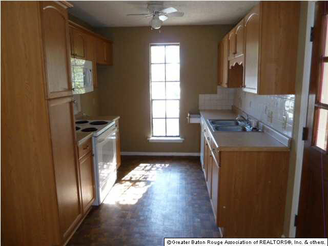 550 South Flannery Road, Unit A Baton Rouge, LA 70815 - Photo 8 of 13 Gallery Image 8