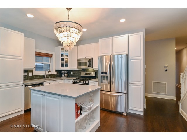 2147 West Rice Street, Unit 3E Chicago, IL 60622 - Photo 4 of 21