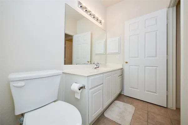 $2,550 | 22 West Greenhill Terrace Place, The Woodlands, TX 77382