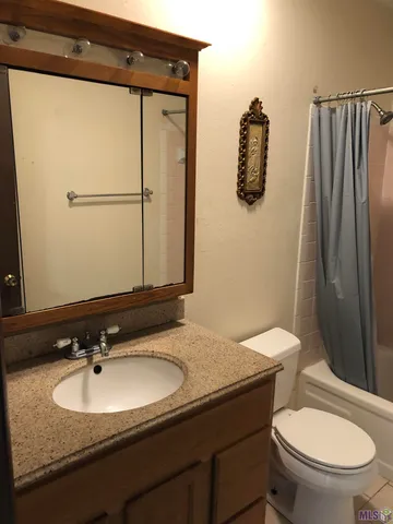 $70,000 | 3030 Congress Boulevard, Unit 128, Baton Rouge, LA 70808