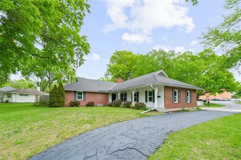 $675,000 | 5215 Pawnee Drive, Roeland Park, KS 66205