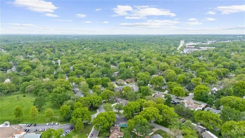 $675,000 | 5215 Pawnee Drive, Roeland Park, KS 66205