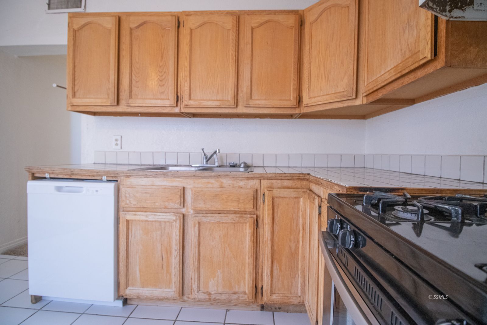 424 North Alvord Street Ridgecrest, CA 93555 - Photo 11 of 30