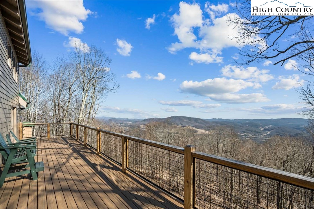 580 Little Tree Road West Jefferson, NC 28694 - Photo 4 of 25