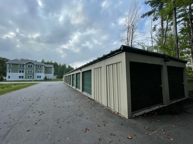 $3,141 | 27 East Ridge Drive, Unit 1, Milford, NH 03055