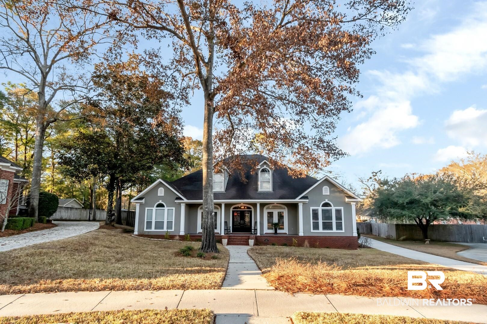 1050 Southern Way Court Mobile, AL 36609 - Photo 36 of 36 View of front of house with a front yard