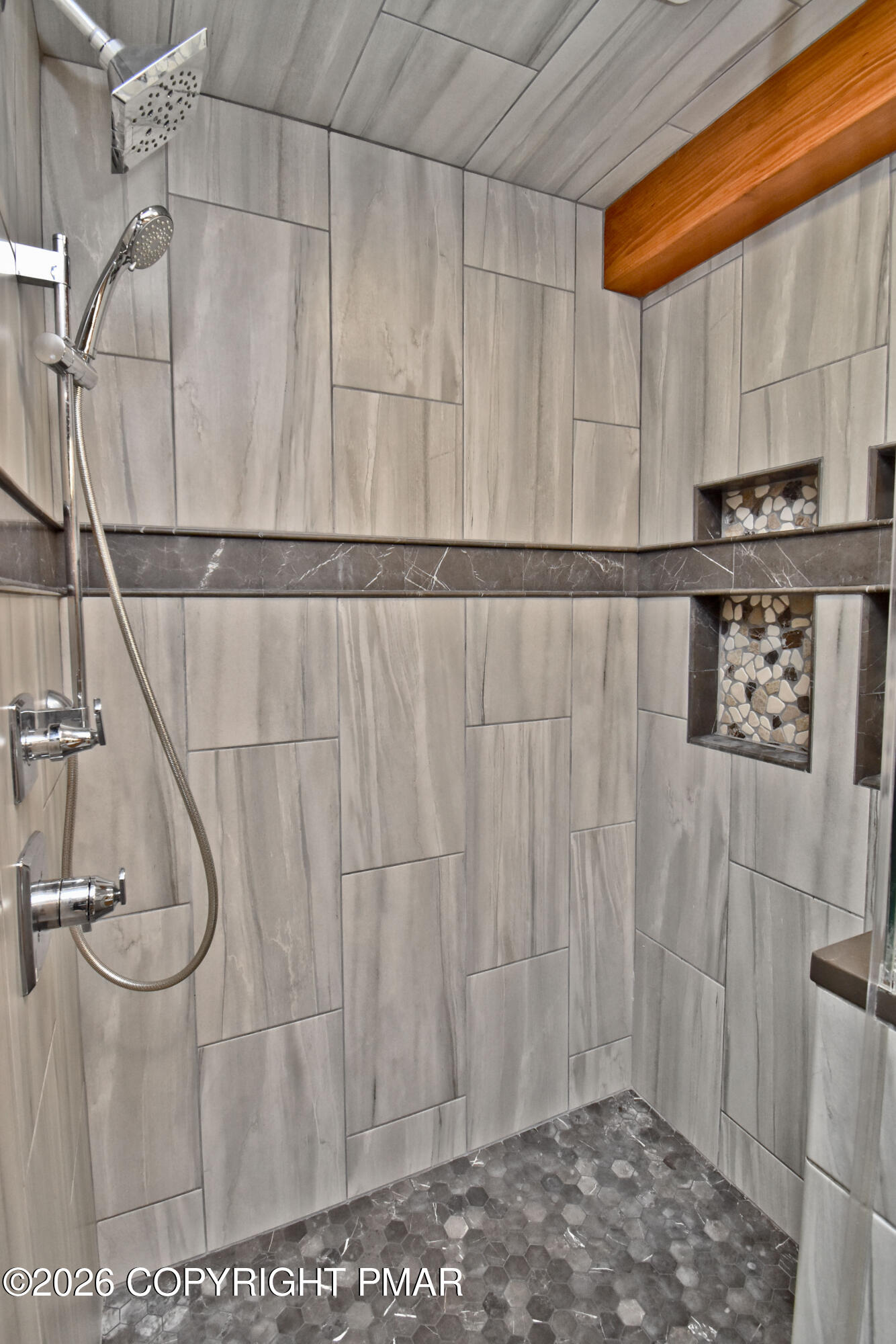 2327 Wigwam Park Road Stroudsburg, PA 18360 - Photo 24 of 53 8 Primary (5)