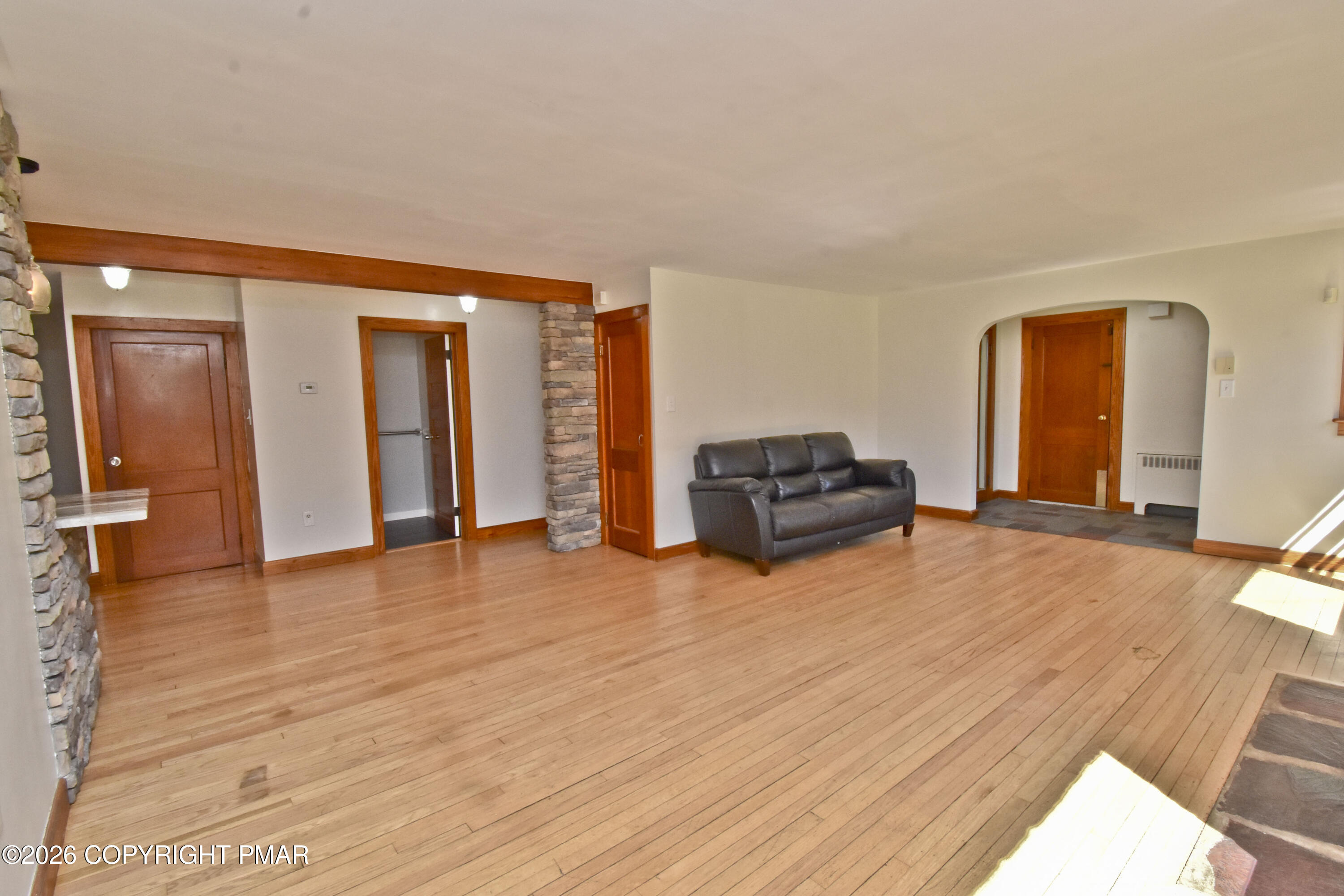 2327 Wigwam Park Road Stroudsburg, PA 18360 - Photo 4 of 53 2 Living Room (3)