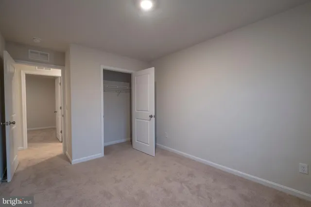 $2,500 | 5205 Crooked Lane, Stephens City, VA 22655