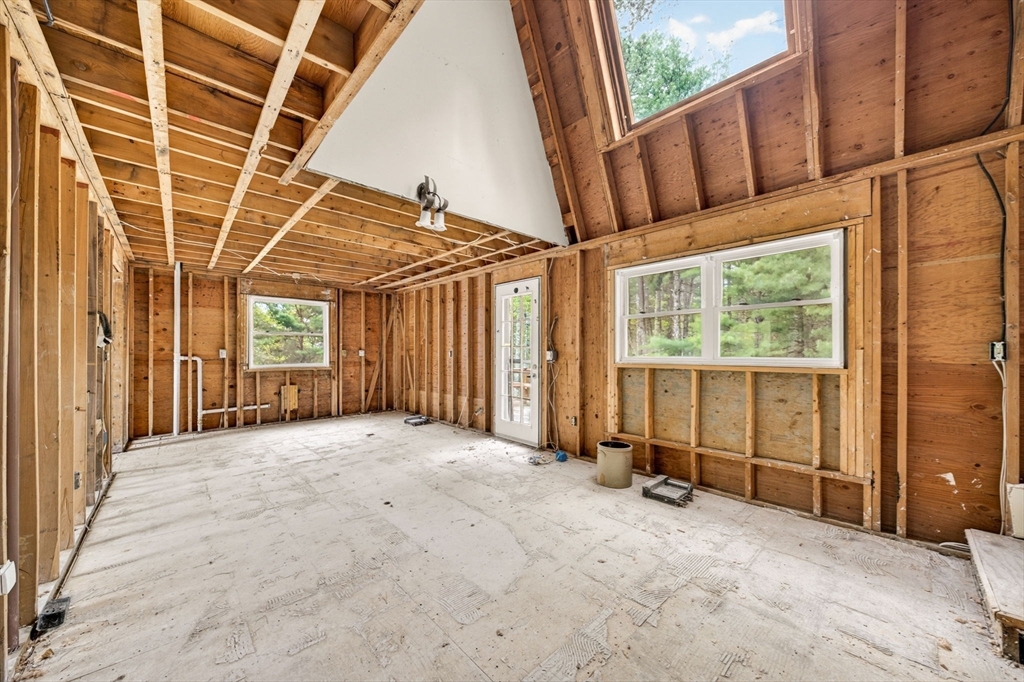 5 Fathom Lane Wareham, MA 02571 - Photo 2 of 33