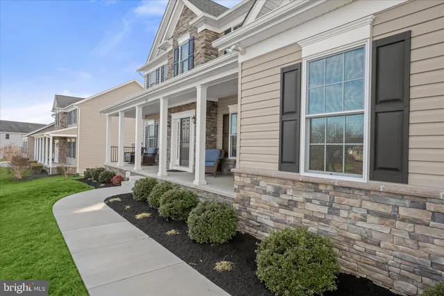 $950,000 | 823 Nell Drive, Sykesville, MD 21784