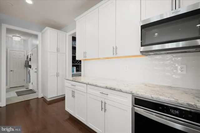 $950,000 | 823 Nell Drive, Sykesville, MD 21784