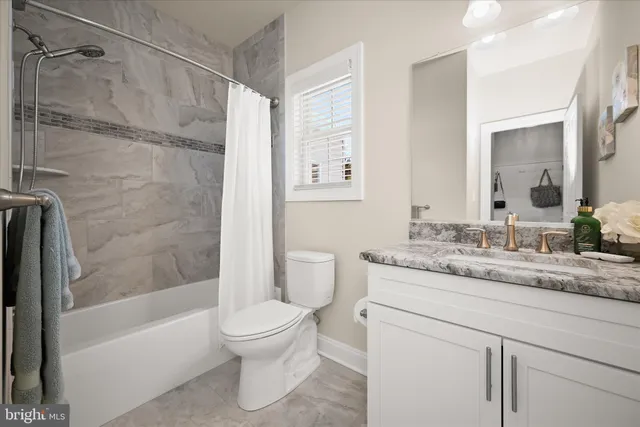 $950,000 | 823 Nell Drive, Sykesville, MD 21784