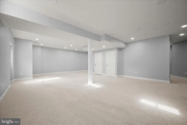 $950,000 | 823 Nell Drive, Sykesville, MD 21784