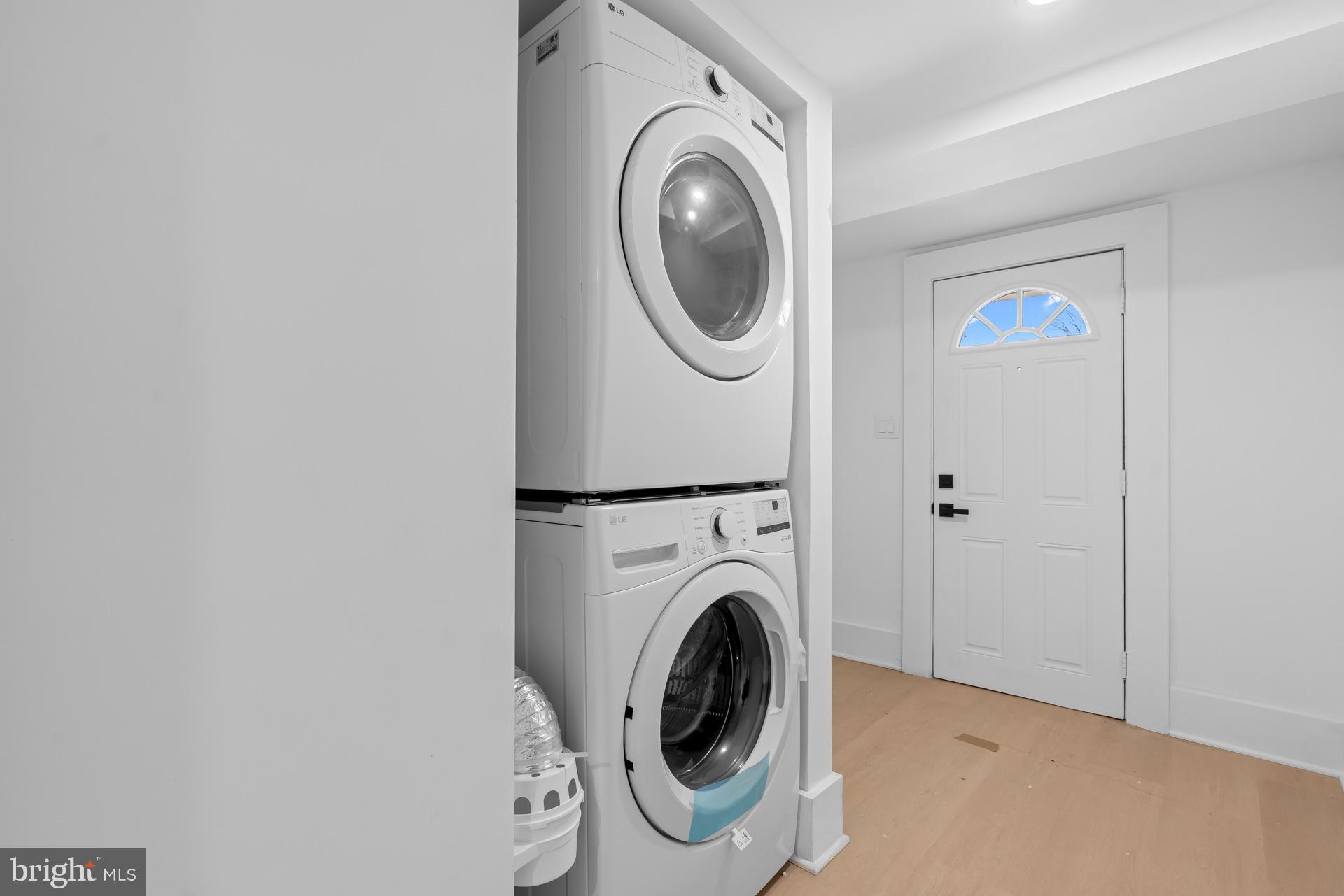 939 Shepherd Street Northwest Washington, DC 20011 - Photo 20 of 45 a utility room with dryer and washer