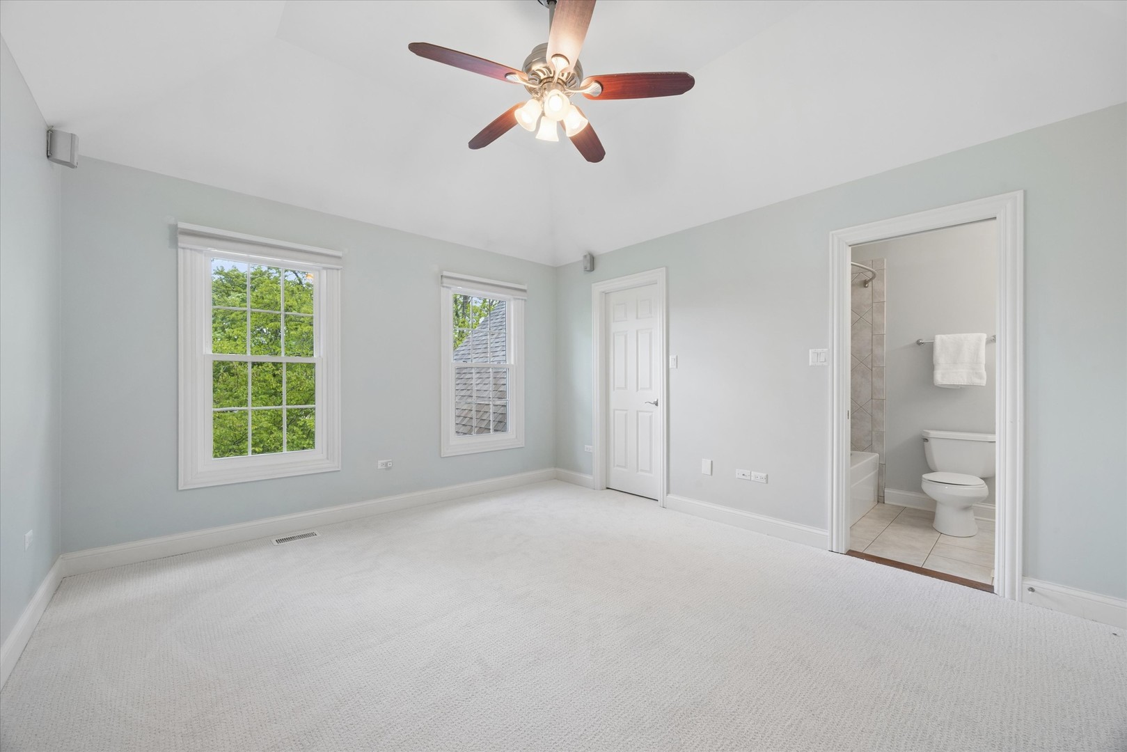 653 Limestone Drive Batavia, IL 60510 - Photo 23 of 46