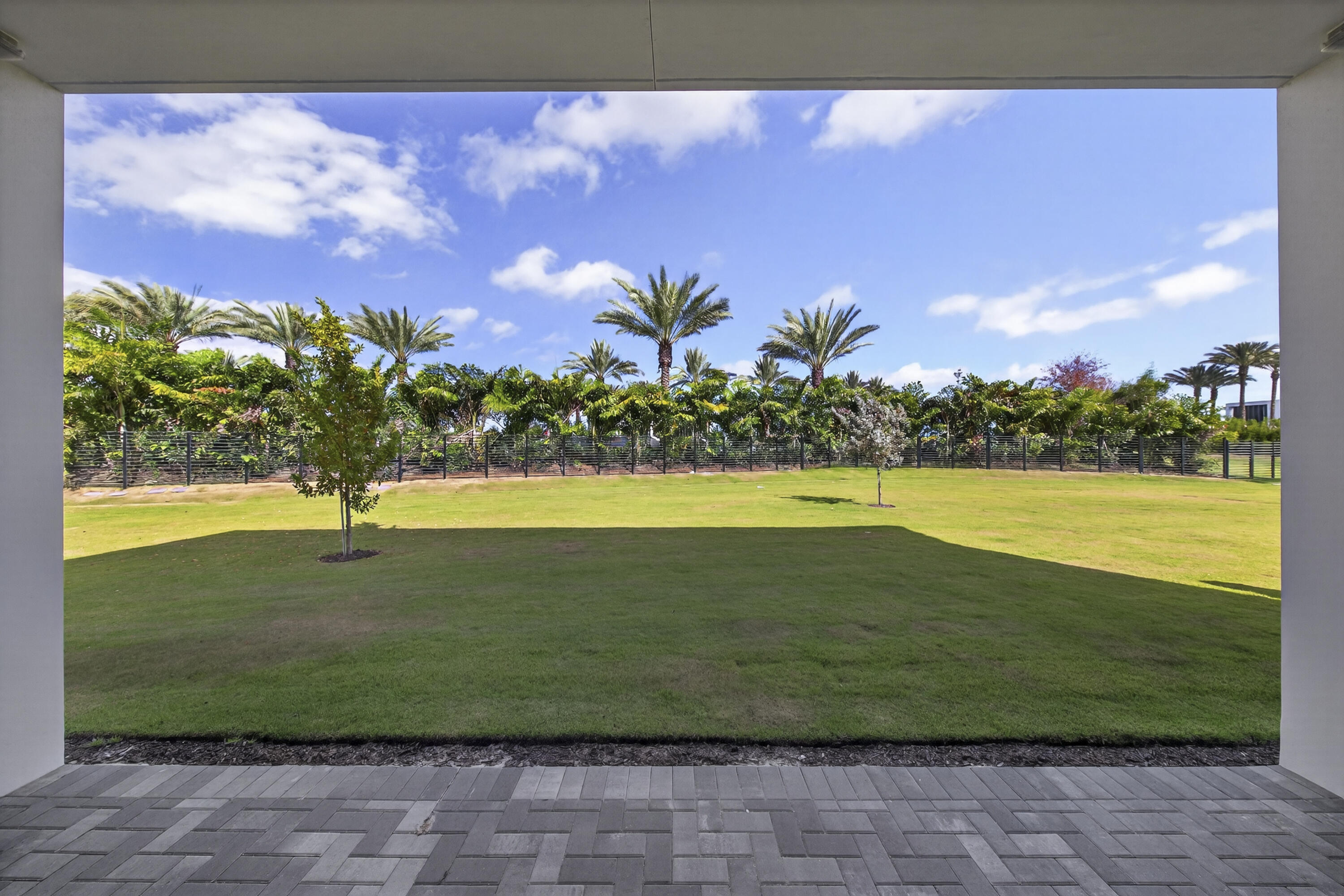 9361 Sunflower Mdw Road Boca Raton, FL 33434 - Photo 2 of 39 huff-10