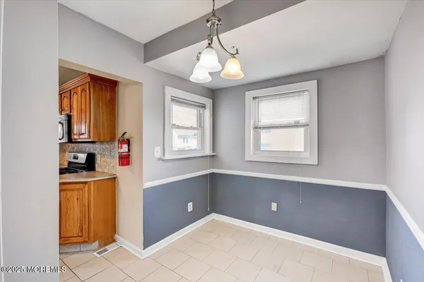 $2,400 | 58 Arbor Avenue, Trenton, NJ 08619